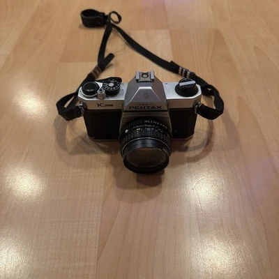 Cámara fotográfica Pentax K1000 35 mm SLR Foto 1 de 4