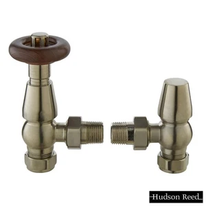 Válvulas de radiador termostáticas de níquel satinado Hudson Reed Chelsea y escudo de bloqueo RV203 - Imagen 1 de 7