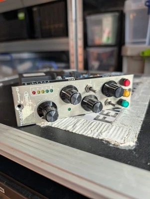 Lindell Audio 500 Series 6x Mic Pre + Eq - Image 1 of 4