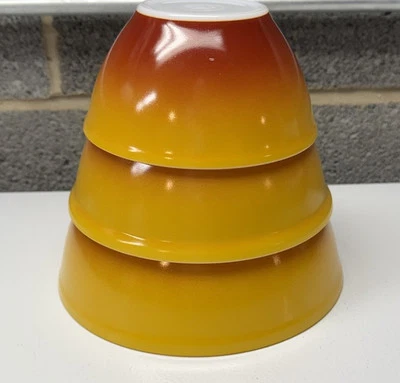Pyrex Ovenware Agee Crown Bordeaux Nesting Mixing Bowls (3) Australia Rare 👀 - Image 1 of 4