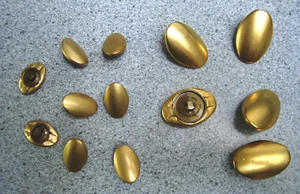 14 golden color oval button #10 - Picture 1 of 2