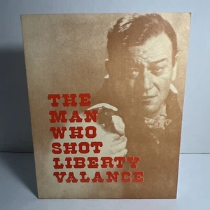 1965 THE MAN WHO SHOT LIBERTY VALANCE: Study of John Ford’s Film w/Photo, NMINT - Imagen 1 de 21