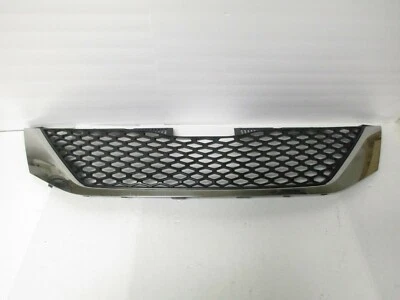 REJILLA SUPERIOR DELANTERA CROMADA TOYOTA SIENNA 11-17 Foto 1 de 4