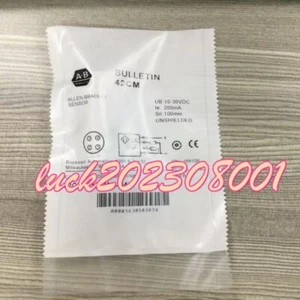 1PC NEW Proximity switch 42CM-D1MPAL-D4 sensor #YM - Picture 1 of 3