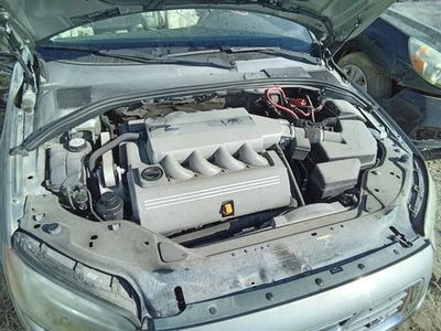 Used Air Cleaner Assembly fits: 2007 Volvo 80 SERIES 8 cylinder Grade A - Image 1 of 4