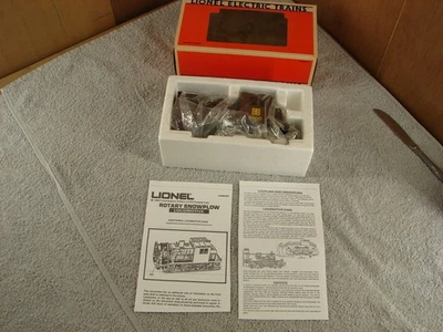 Lionel LN 6-18400 O Gauge Santa Fe Rotary Snowplow Diesel Engine number 8400 - Image 1 of 4