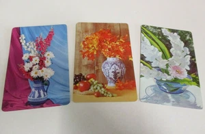 Flowers & Autumn Leaves in Decorative Vases - Swap Cards - Vintage Trio - 1970s - Picture 1 of 6