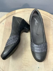 Easy Street Fiona Classic Pump Womens 8.5 Gray Croc Comfort Heel - Picture 1 of 10