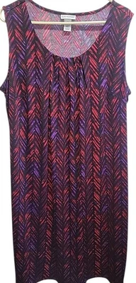 Vestido Catherines Maxi 1X Sin Mangas Púrpura Rojo Espiga Plisado Cuello Redondo Foto 1 de 4