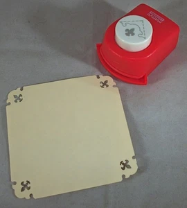5/8" FLEUR DE LIS Corner Craft Paper Press Punch - by Marvy Uchida, with guides - Picture 1 of 3