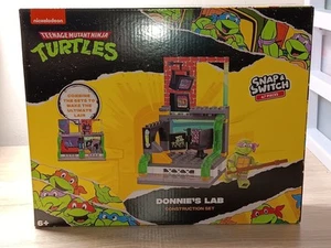 *ENVÍO GRATUITO* DONNIE'S LAB Teenage Mutant Ninja Turtles Snap & Switch Set "LEGO" - Imagen 1 de 2