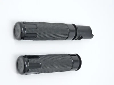 HARLEY DAVIDSON CVO SWITCHBACK BILLET BLACK ANODIZED HAND GRIPS 23-25 TOURING - Image 1 of 4