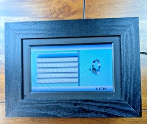 Digital Photo Frame Curtis 7" LCD SCREEN - Plug In Card and Play - Picture 1 of 5