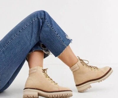 NUEVO - & Other Stories Botas de gamuza con cordones para mujer talla 11,5 beige $175 Foto 1 de 4