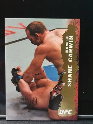 Shane Carwin #11 2009 Topps UFC Round 2 Thick Gold Parallel - Image 1 of 2