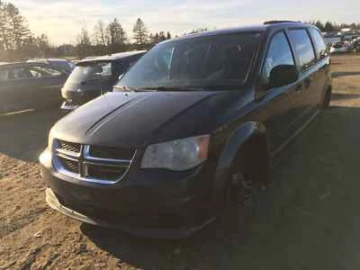 Used Front Wheel Hub fits: 2012 Dodge Caravan front Front Grade A Foto 1 de 4