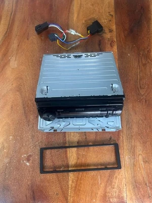 SONY MEX-N4300BT - CD Bluetooth MP3 USB AUX iPhone Car Stereo Player   - Image 1 of 4