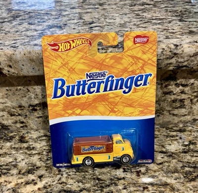 Hot Wheels Pop Culture Real Riders грузовик Nestle Butterfinger '51 GMC COE новый - Изображение 1 из 2