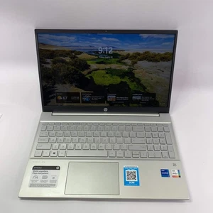HP Pavilion 15-EG0021NR 15,6" i7-1165G7 2,80 16 GB RAM 512 GB SSD - Foto 1 di 9