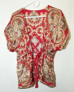Damen Top Bluse weiß hellbraun und olivgrün Akzente verziert lebendig mit Kordelzug - Bild 1 von 9