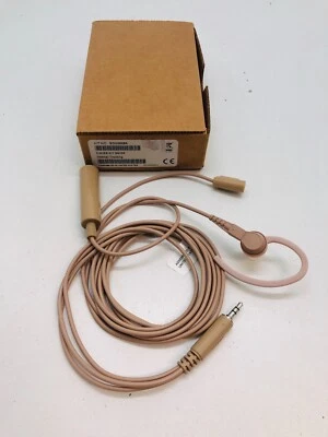 Globe Roamer Motorola BDN6668 Beige 3-Wire Surveillance Kit with 3.5mm Connector - Image 1 of 4