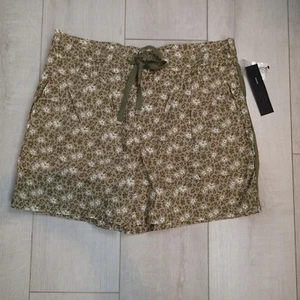 Marc Jacobs Womens Shorts Size 10 cotton floral tan multi oj - Picture 1 of 9