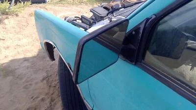 Espejo retrovisor lateral izquierdo montado en la puerta del conductor de camioneta S10 1982-1993 OEM Foto 1 de 4