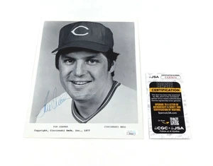Tom Seaver Signed 8 x 10 B&W Photo Reds JSA Auto - Picture 1 of 3