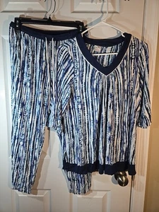 Secret Treasures Womens Blue/White Striped Print Pajama Set Size S  - Picture 1 of 9