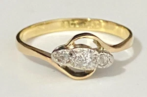 An Early 18K Yellow Gold & Diamond Three Stone Ring Size P 1/2 - 7 3/4 - Picture 1 of 10