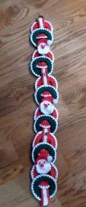 33" Vintage Christmas Santa Crochet Door Hanger Wreath - Picture 1 of 6