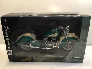 Ray Roadrider Collection Teal Indian Motorcycle 1:6 Scale Factory Box - Picture 1 of 7