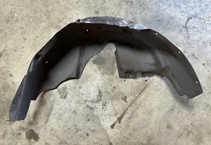 For BMW E93 OEM M3 Cover, wheel housing, rear left 8044647 E92 E90 S65 V8 - Bild 1 von 3
