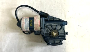 BMW E30 Early Prefacelift Electric Window Motor Left Drivers Side # 47-2102 - Picture 1 of 3