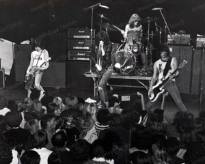 8x10 Print Johnny Ramone The Ramones #RMN - Picture 1 of 1
