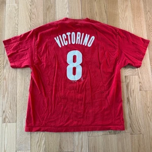 Y2K Majestic Philadelphia Phillies Shane Victorino 8 Red Graphic Tee Mens XL - Picture 1 of 8