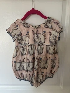 ROSA HUHN BABY MÄDCHEN HASE HASE STRAMPLER GRÖSSE 18-24 MONATE - Bild 1 von 6