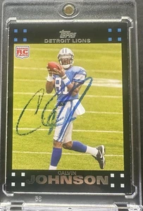 CALVIN JOHNSON SIGNED 2007 TOPPS ROOKIE RC CARD AUTOGRAPH DETROIT LIONS - Picture 1 of 1