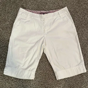 Vineyard Vines Women’s 4 Bermuda Shorts White Beachy Coastal Golf By Shep & Ian - Picture 1 of 11