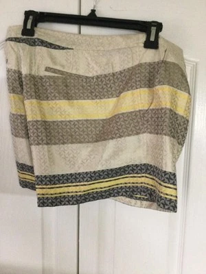 Novo com etiquetas Tommy Bahama. Shorts femininos tamanho 12 "JACQUARD" 100% seda A -19 varejo $148. - Imagem 1 de 4