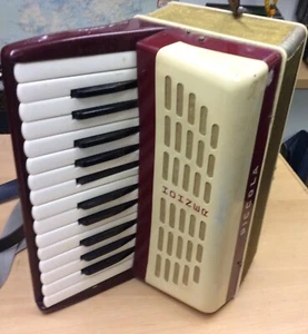 Hohner PEQUEÑA Accodion - Imagen 1 de 6