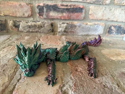 Bebé Dragón Articulado Impreso en 3D Foto 1 de 4