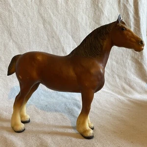 Breyer Horse Traditional Clydesdale Mare #83 Chestnut Color, Vintage 1970s - Picture 1 of 9