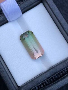 Bi colour tourmaline 6 carat origin Afghanistan - Picture 1 of 10