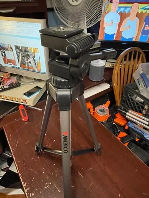 SAMSONITE TRIPOD LIGHTWEIGHT ALUMINUM CAMERA PHOTO VIDEO CAMCORDER TRIPOD VG - Image 1 of 4