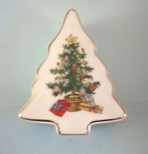 Vintage Lefton China Hand Painted Christmas Tree Shaped Trinket Candy Box #1198