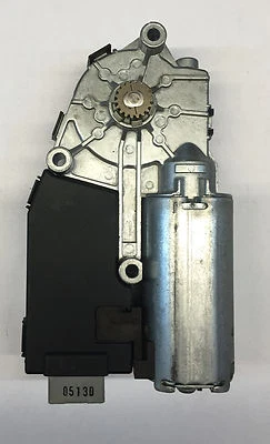 JAGUAR X-TYPE SUN ROOF MOON ROOF ELECTRIC MOTOR  VALEO 404.395 - Image 1 of 4