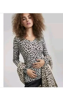 NWT CHARTER CLUB Size S CASHMERE SWEATER CHEETAH ANIMAL PRINT V- NECK PEARL - Picture 1 of 4