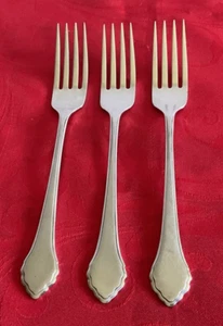 Oneida Wm. A. Rogers Deluxe 18/8 stainless Summer Mist 3 dinner forks 7 1/4" NM - Picture 1 of 3