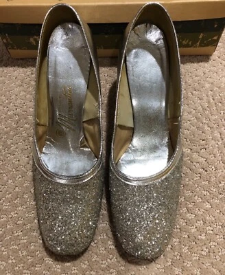 Sapatos femininos vintage Marrantino prata glitter pumps tamanho 8 - Imagem 1 de 4
